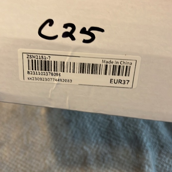 BLACK FAUX SUEDE TASSEL TIE LOAFTER NIB SIZE 7 - Picture 7 of 7